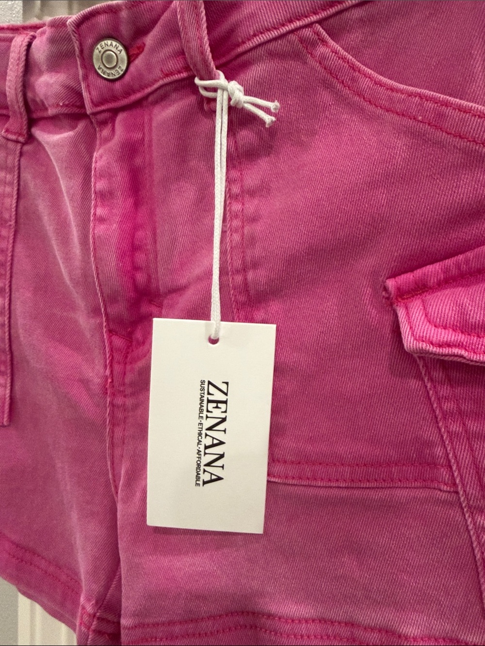Zenana Outfitters Hot Pink Cargo Pocket Women’s Shorts - Picture 2 of 6